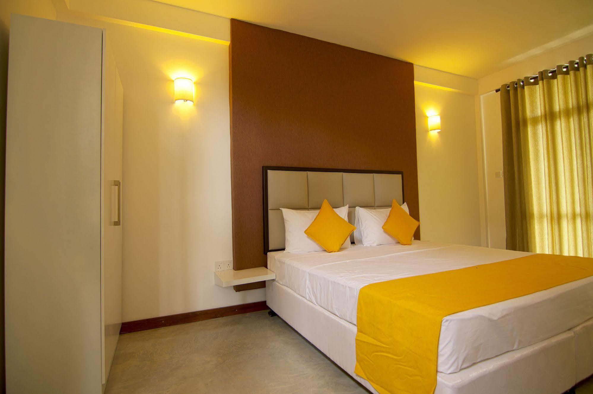 Jade Green Hotel Hambantota Dış mekan fotoğraf